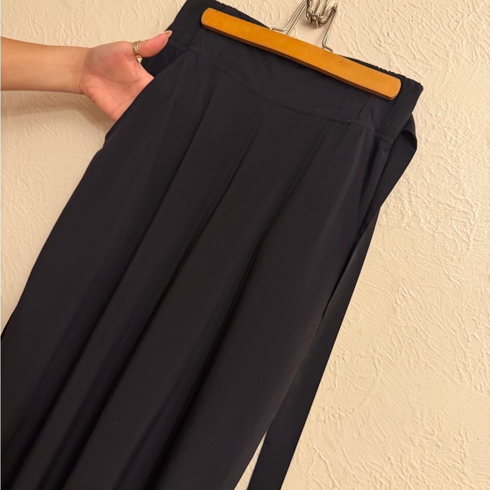 Lululemon Athletica pants - Picture 3 of 10